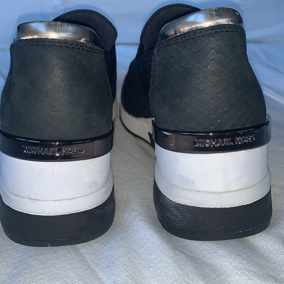 Michael Kors sneakers - Picture 4 of 13